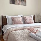 Хорошая планировка, Коттедж Шикарный дом в районе Собора