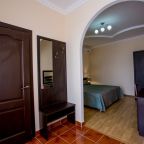 Двухместный (Стандарт с терраской (одно доп место) Д1,2), Гостиный дом Горный воздух корпус Д