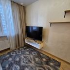 Апартаменты (Современная квартира 2-х комнатная  48 м², от 1 до 4 гостей), Апартаменты Уютные рядом с ТЦ Dana Mall