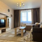 Апартаменты (На 45 стрелковой дивизии 64/2 - 34), Апартаменты Серебряный век