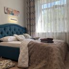 Апартаменты (На Карпинского 61), Апартаменты Серебряный век