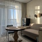 Апартаменты (На пер. Славы 7), Апартаменты Серебряный век