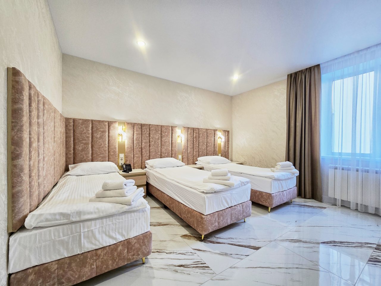 Трехместный (Трехместный), Отель NIKANAS