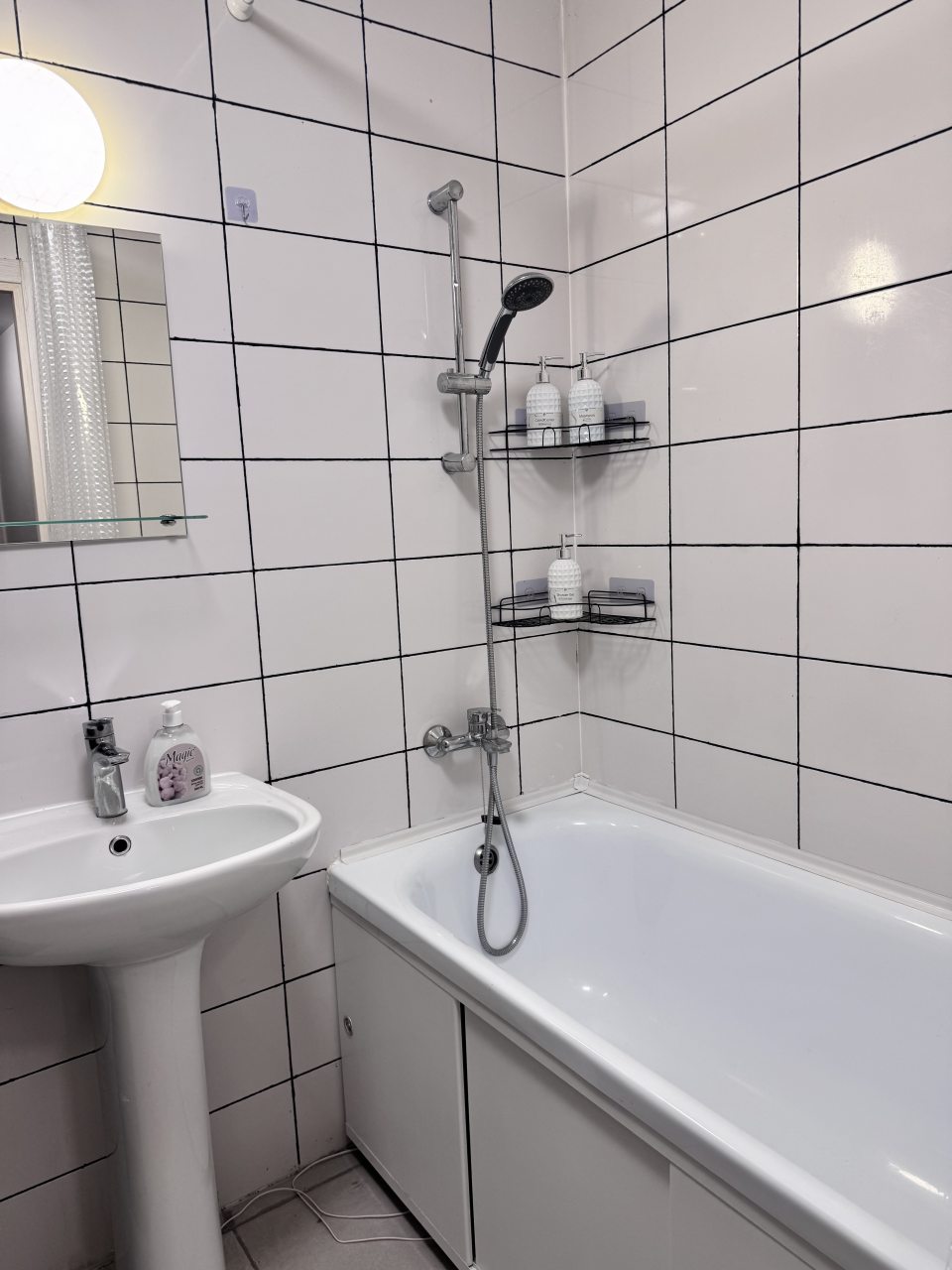 Апартаменты (Трехкомнатная квартира на Ракетчиков 6), Апартаменты Большие у метро Внуково