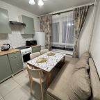 Апартаменты (Трехкомнатная квартира на Ракетчиков 6), Апартаменты Большие у метро Внуково