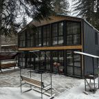 Коттедж (Большой с видом на горы и лес), База отдыха Аризона Архыз