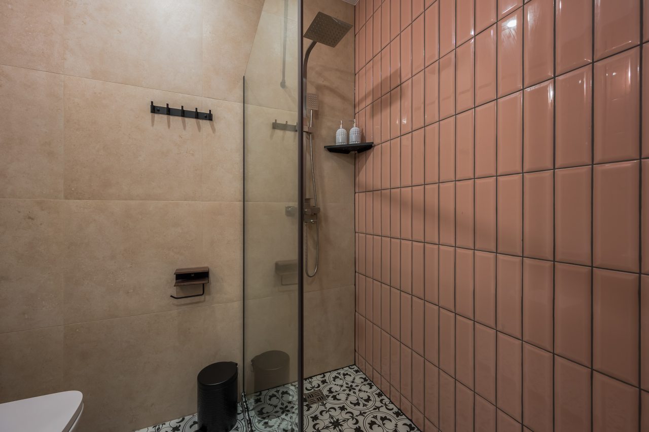 Апартаменты (Для компании в центре), Апартаменты Obertonapart