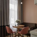 Апартаменты (Для компании в центре), Апартаменты Obertonapart