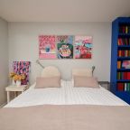 Двухместный (Матисс), Апарт-отель 5 Гениев