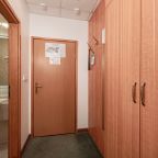 Однокомнатный номер с двуспальной кроватью.