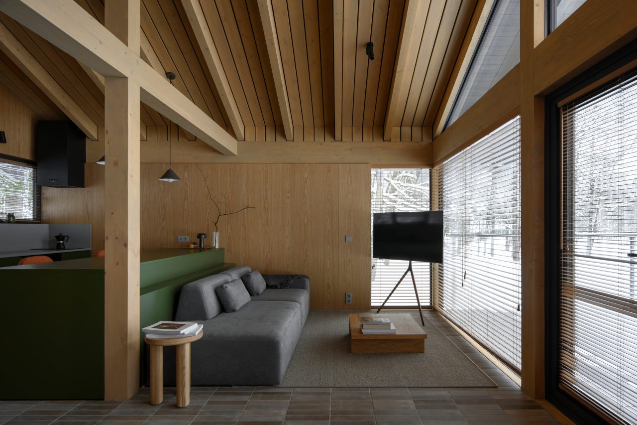 Супериор (Misty Superior), Гостиница Mistyland