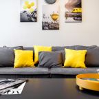 Апартаменты (Радищева 41 трехкомнатная), Апартаменты Радищева 41 трехкомнатная