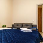 Апартаменты (Радищева 41 трехкомнатная), Апартаменты Радищева 41 трехкомнатная