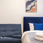 Апартаменты (Радищева 41 трехкомнатная), Апартаменты Радищева 41 трехкомнатная