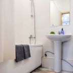 Апартаменты (Радищева 41 трехкомнатная), Апартаменты Радищева 41 трехкомнатная