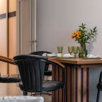 Апартаменты (Викулова 78 трехкомнатная), Апартаменты Викулова 78 трехкомнатная