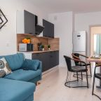 Апартаменты (Викулова 78 трехкомнатная), Апартаменты Викулова 78 трехкомнатная