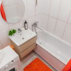 Апартаменты (Викулова 78 трехкомнатная), Апартаменты Викулова 78 трехкомнатная