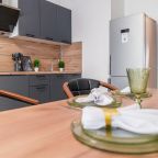 Апартаменты (Викулова 78 трехкомнатная), Апартаменты Викулова 78 трехкомнатная