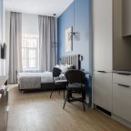 Студио, Отель Майлс