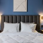 Студио, Отель Майлс