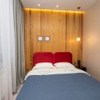 Двуспальная кровать