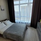 Поздний отъезд, Апартаменты Сибирь House с панорамными окнами в центре