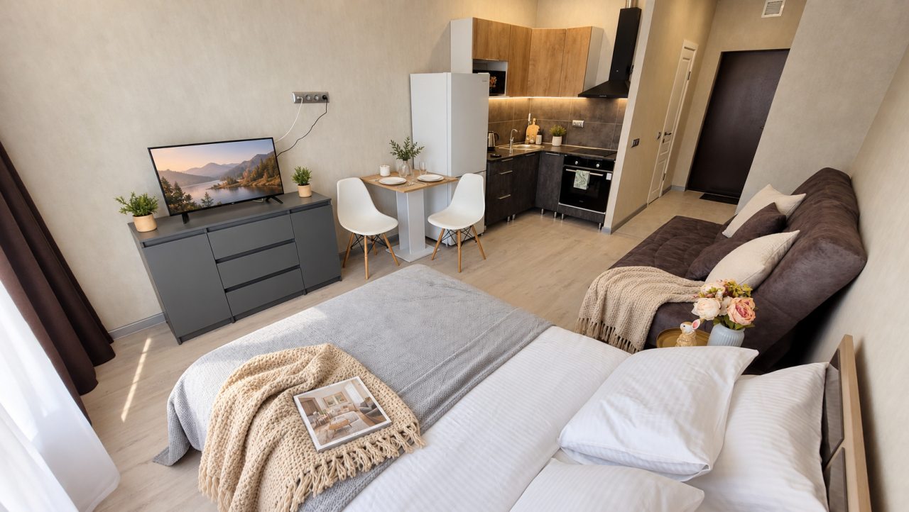 Двуспальная кровать