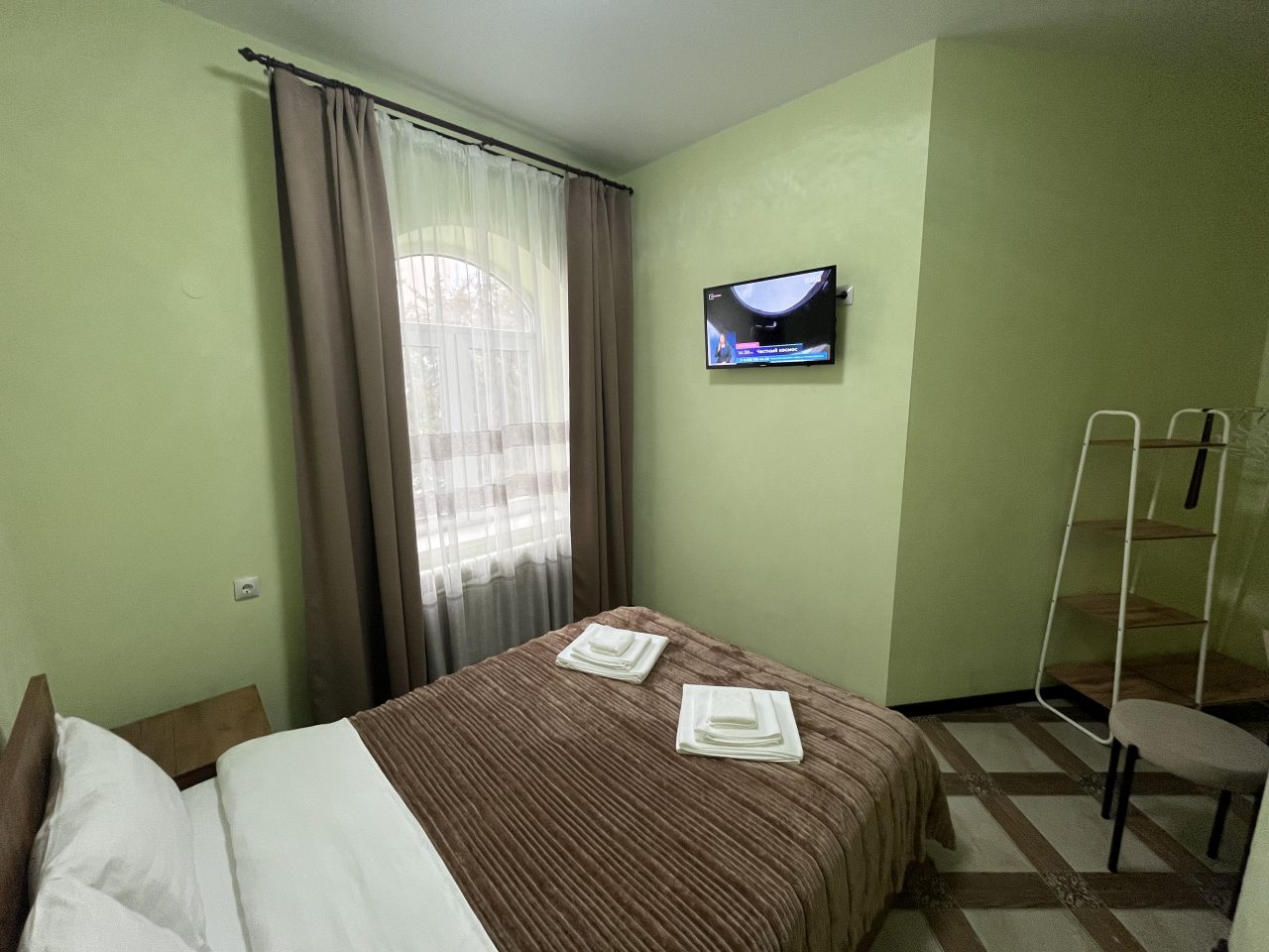 Двухместный, Гостиница Гостевой дворик