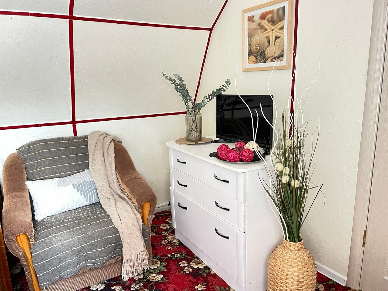 Коттедж, Коттедж Белая дача