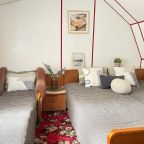 Коттедж, Коттедж Белая дача