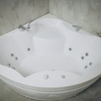 Дом (Гостевой VIP дом (с джакузи)), База отдыха Мечта