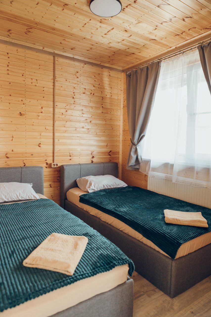 Четырехместный (Семейный номер 1), База отдыха Мечта