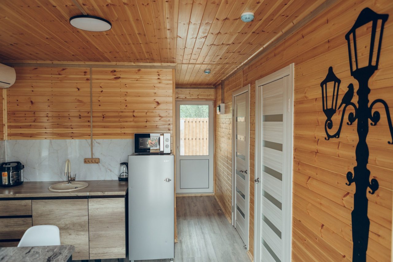 Четырехместный (Семейный номер 1), База отдыха Мечта