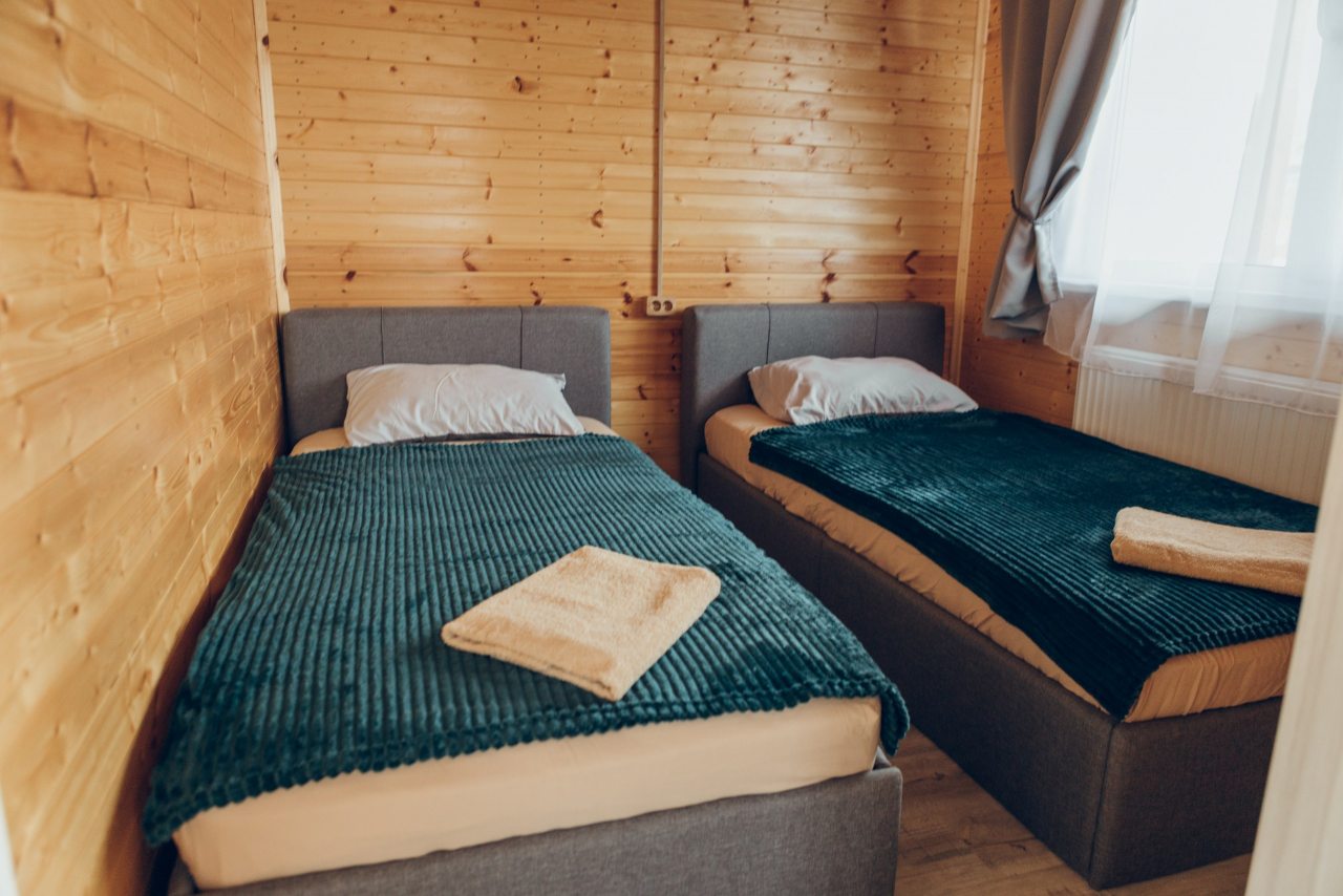 Четырехместный (Семейный номер 1), База отдыха Мечта