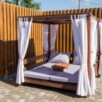 Дом (Гостевой VIP дом), База отдыха Мечта