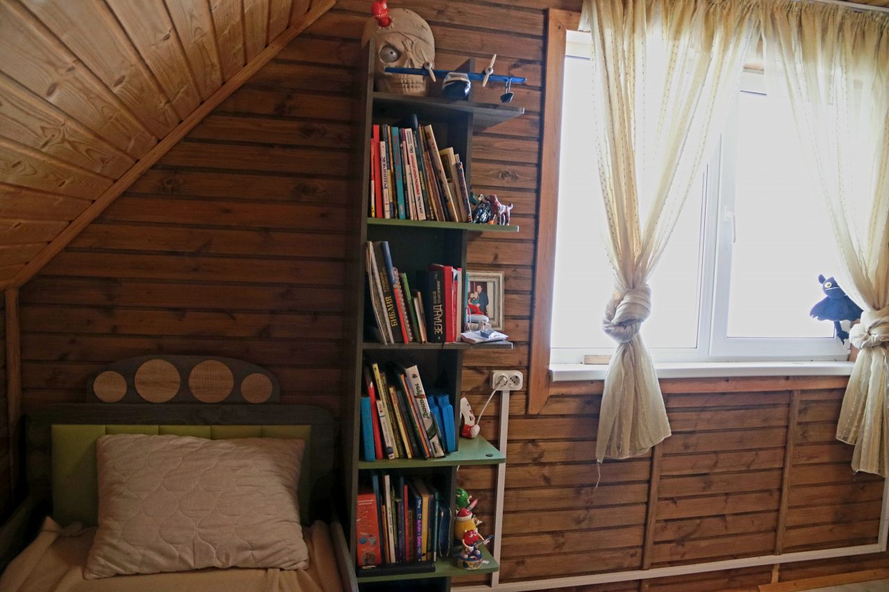 Коттедж (Коттедж с видом на лес), Коттедж Лисица