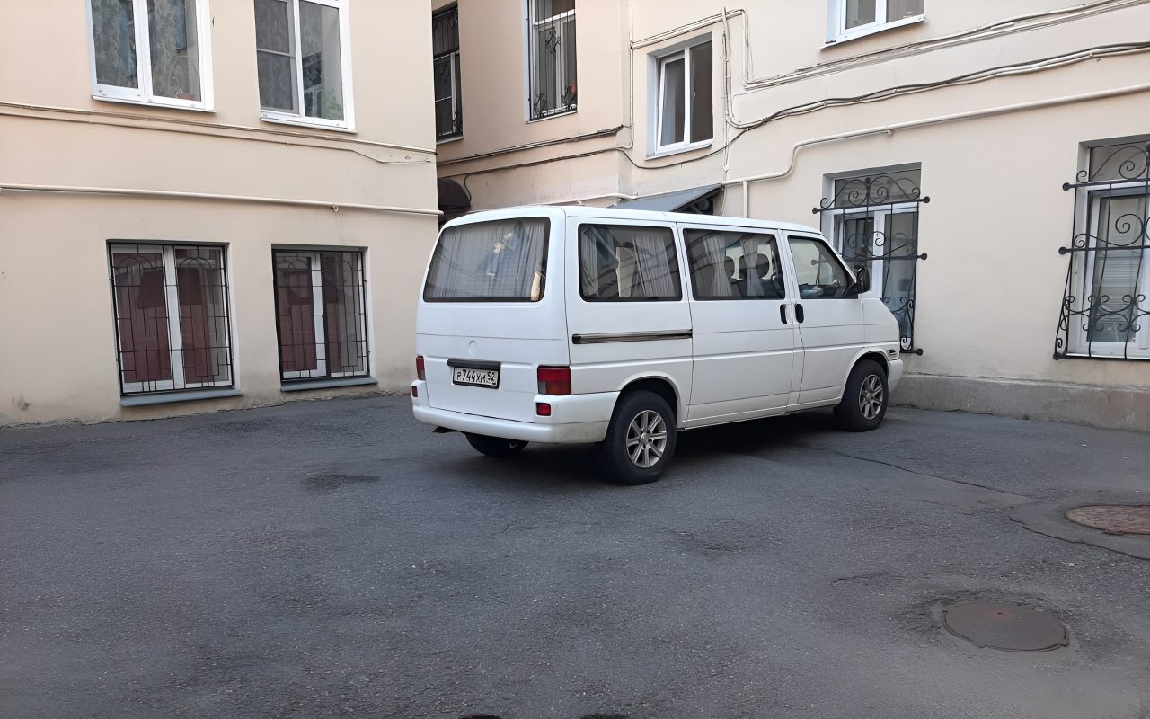 Общественная парковка или по запросу, Апарт-отель Лайк на Театральной