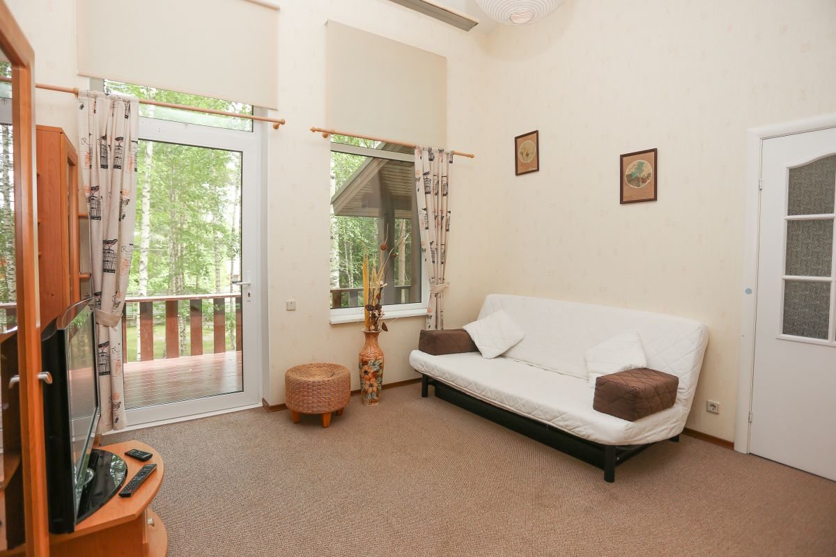 Коттедж (Подберёзовик), Коттедж Хижина