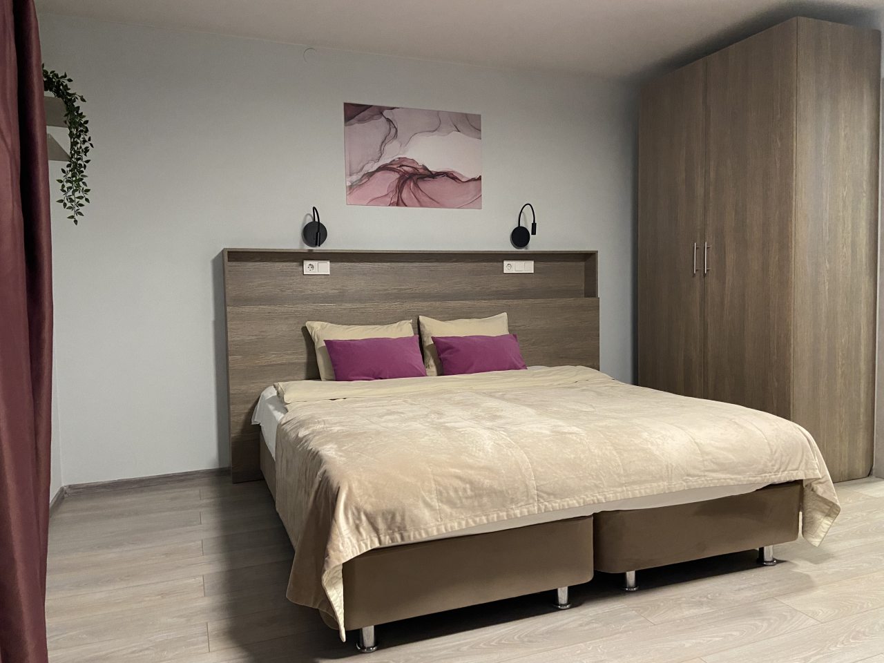 Апартаменты (За Московскими вратами), Апартаменты Триумф на Московском