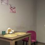 Апартаменты (Чудеса на виражах), Апартаменты Триумф на Московском