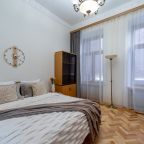 Апартаменты (Видовые 3 комнаты), Апартаменты DeRent на Набережной канала Грибоедова 35