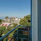 Апартаменты (С видом на море), Апартаменты С видом на море