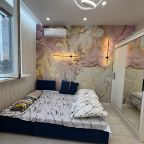 Трёхместный и более (Люксовая евро 4-х комнатная квартира), Апартаменты Посуточно в центре города
