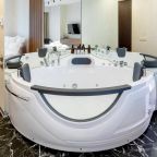 Апартаменты (Панорамная студия с джакузи в башне ОКО | Москва-Сити), Апартаменты Квартира есть Москва Сити