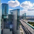 Апартаменты (Панорамная студия в Москва-Сити с видом на башни и город), Апартаменты Квартира есть Москва Сити