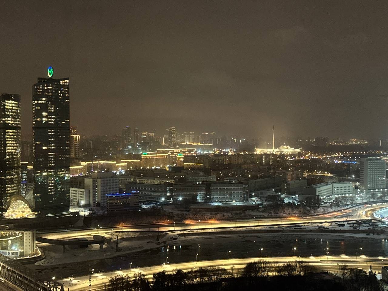 Апартаменты (Панорамная студия на 32 этаже | Башня ОКО, Москва-Сити), Апартаменты Квартира есть Москва Сити