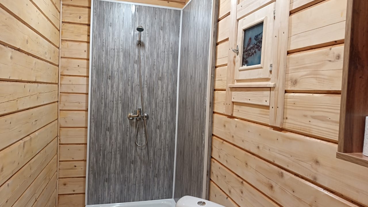 Коттедж (На берегу), Кемпинг Bars glamp