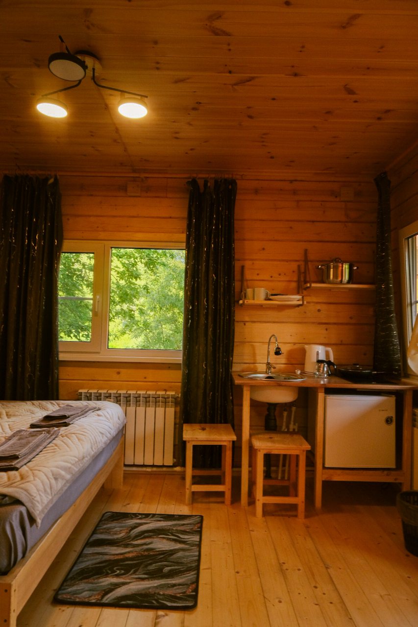 Коттедж (На берегу), Кемпинг Bars glamp