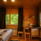Коттедж (На берегу), Кемпинг Bars glamp